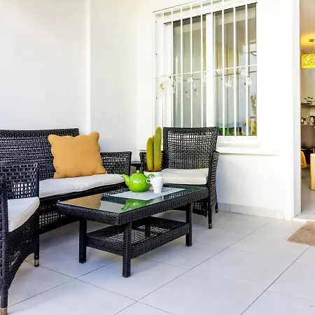 Apartamento Pink Vistabella 1